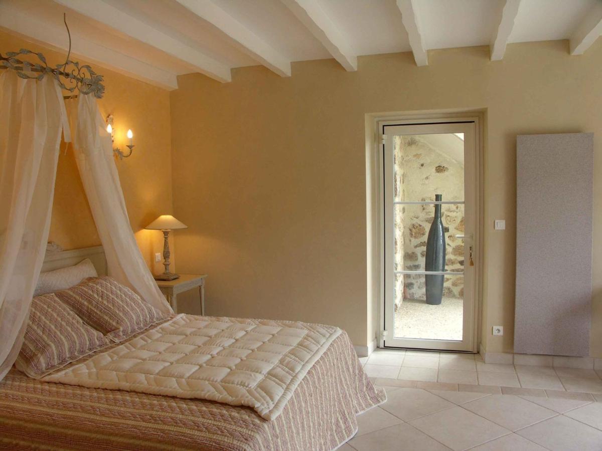 Chateau De Cachard Boffres Luaran gambar