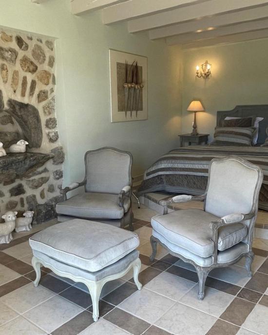 Chateau De Cachard Boffres Luaran gambar